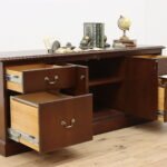 Traditional Credenza (Pure Mahogany)