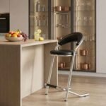 JB200 Bar stool Nairobi next to kitchen island – fixed height